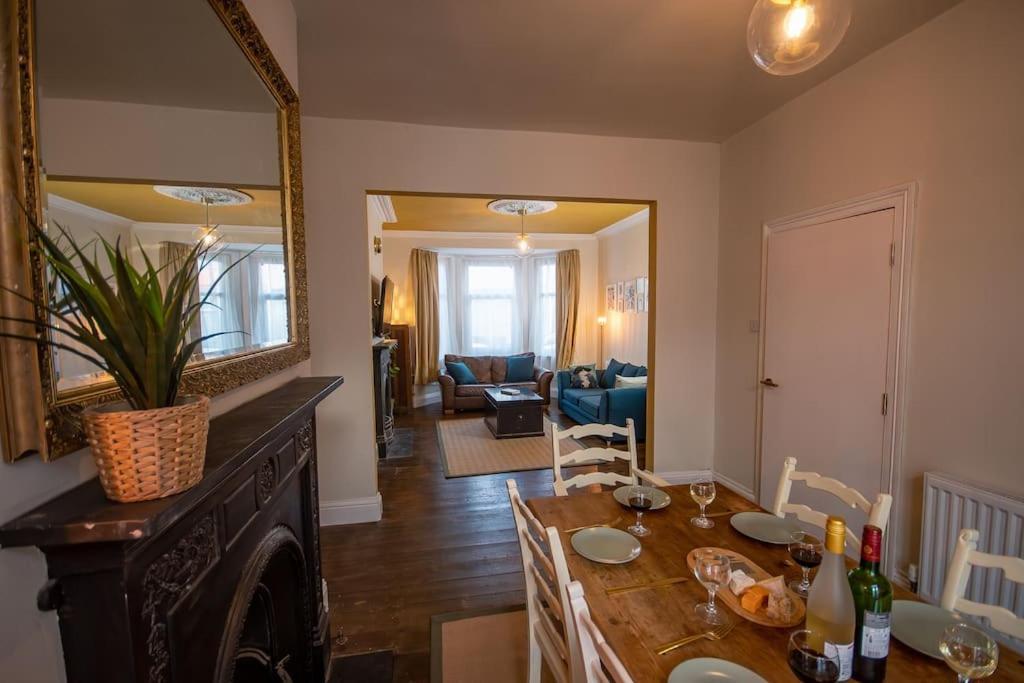 4-Bed Botanical Retreat Villa Plymouth Bagian luar foto