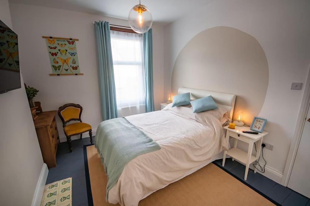 4-Bed Botanical Retreat Villa Plymouth Bagian luar foto